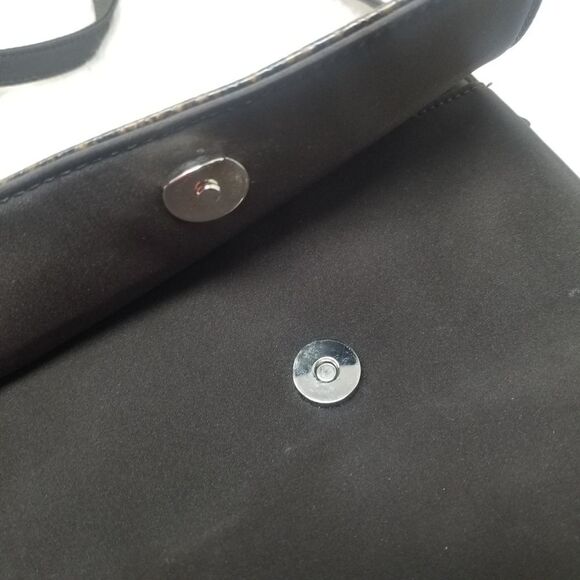 HILLARD and HANSON FAUX SNAKESKIN CROSSBODY - Picture 6 of 16